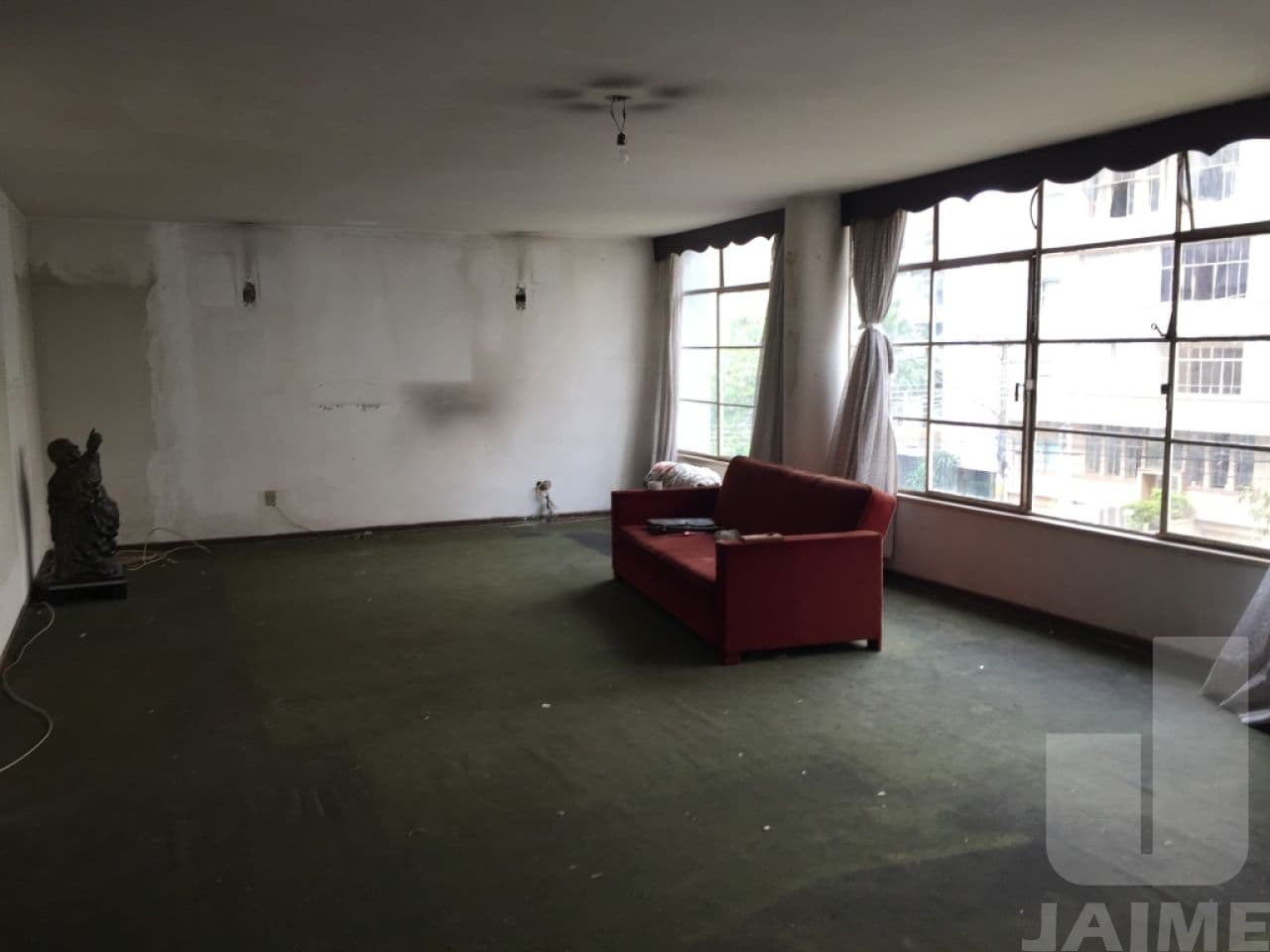 Apartamento de 4 dormitórios na R BARONESA DE ITU — Higienópolis, São Paulo
