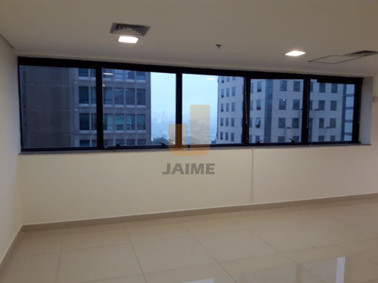 Comercial em Higienópolis