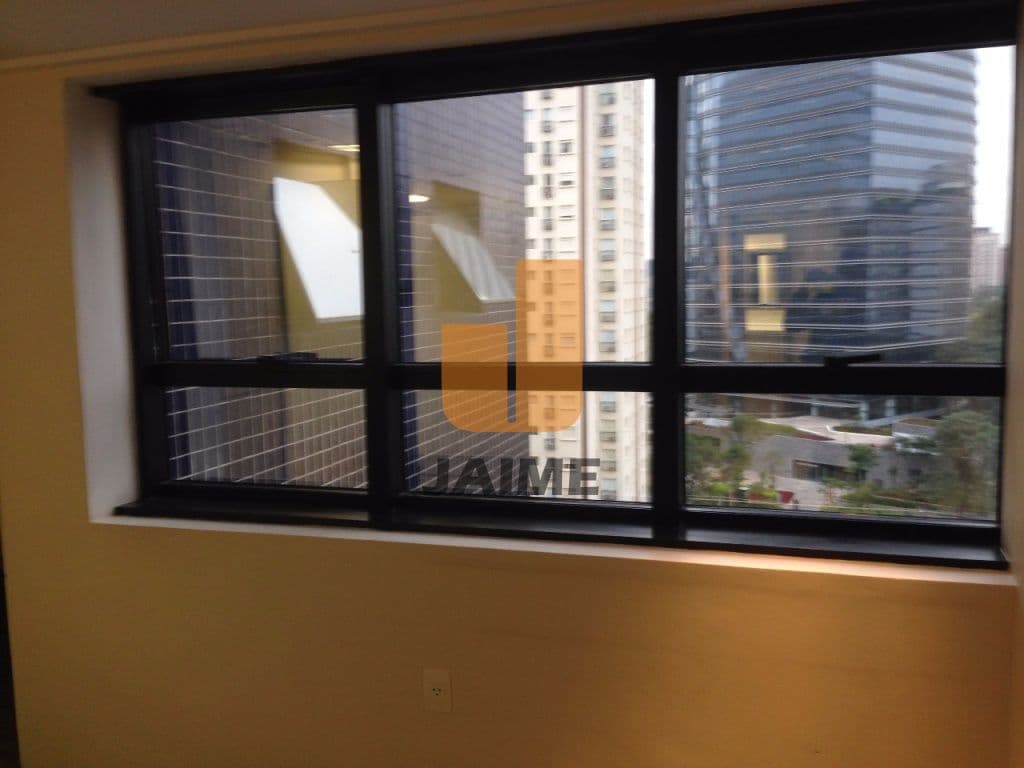 Comercial na R HELENA — Vila Olímpia, São Paulo - foto 4