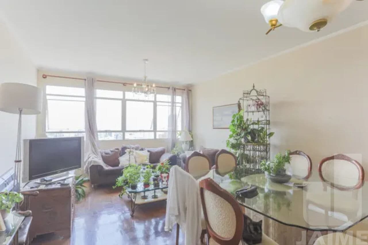 Apartamento de 3 dormitórios na R ITAPICURU — Perdizes, São Paulo