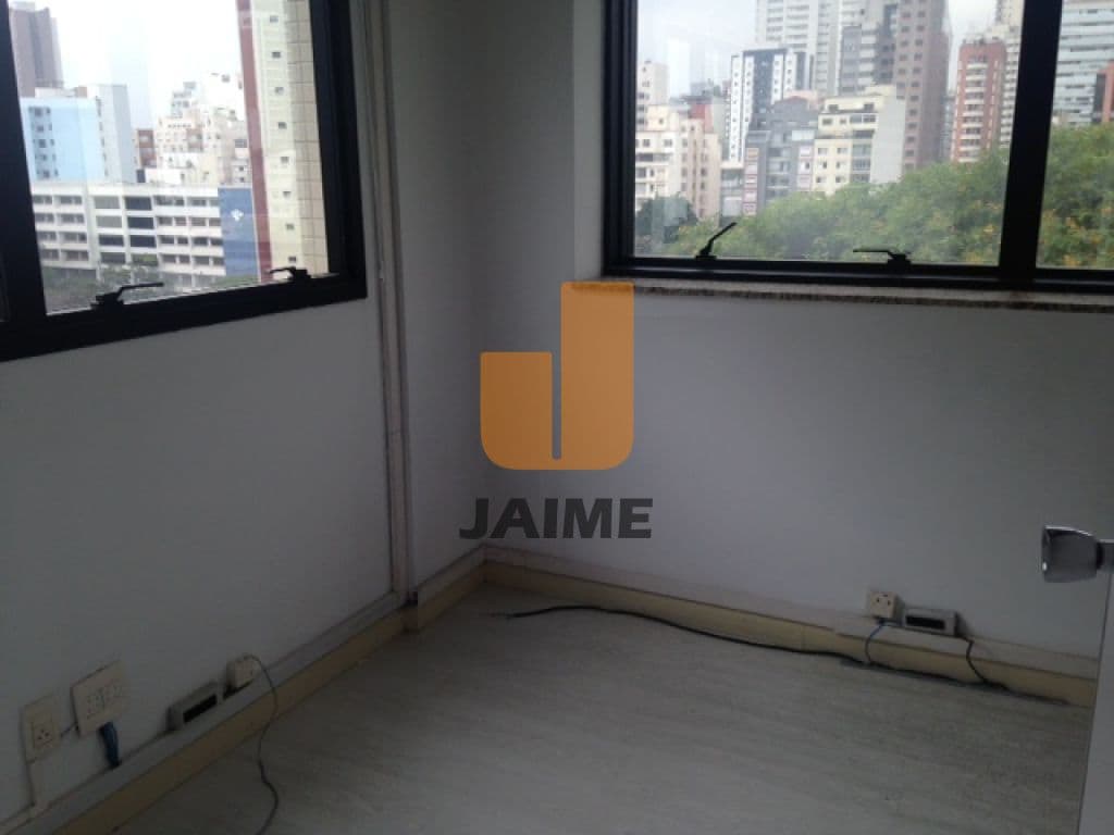 Comercial na R TRAIPU — Perdizes, São Paulo