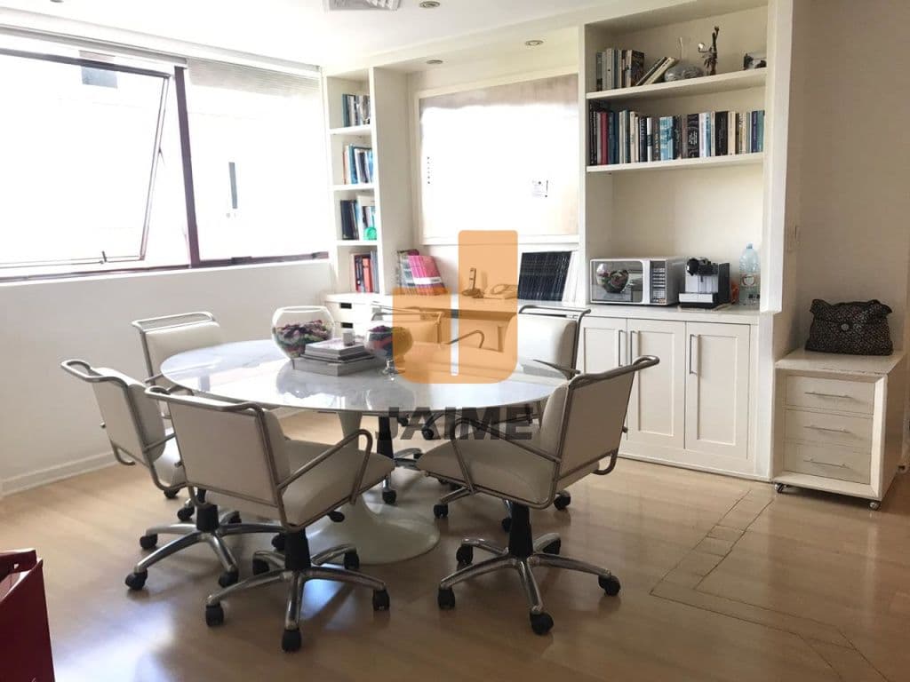 Comercial na R SABARÁ — Higienópolis, São Paulo