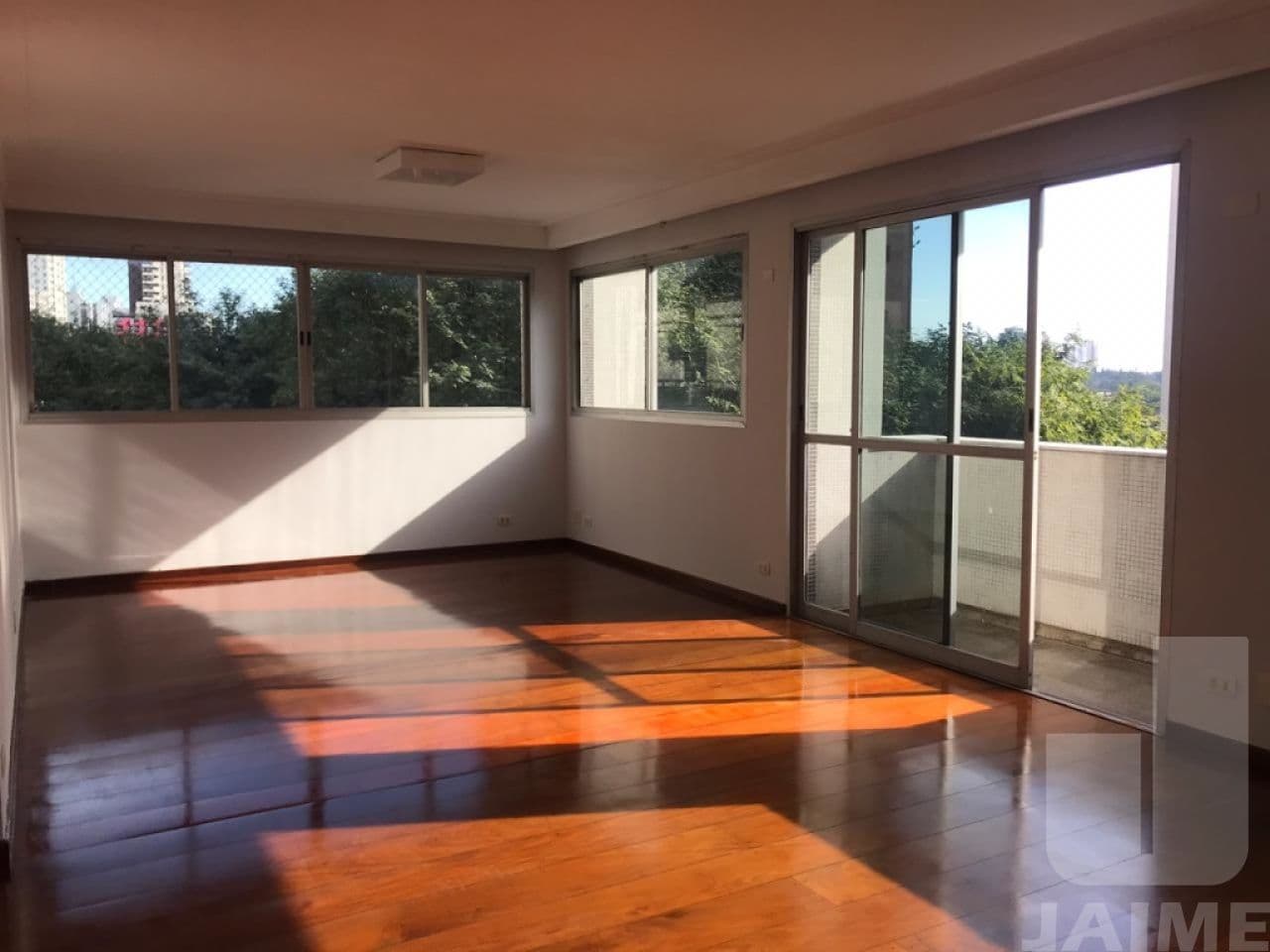 Apartamento de 3 dormitórios na R BAHIA — Higienópolis, São Paulo - foto 2