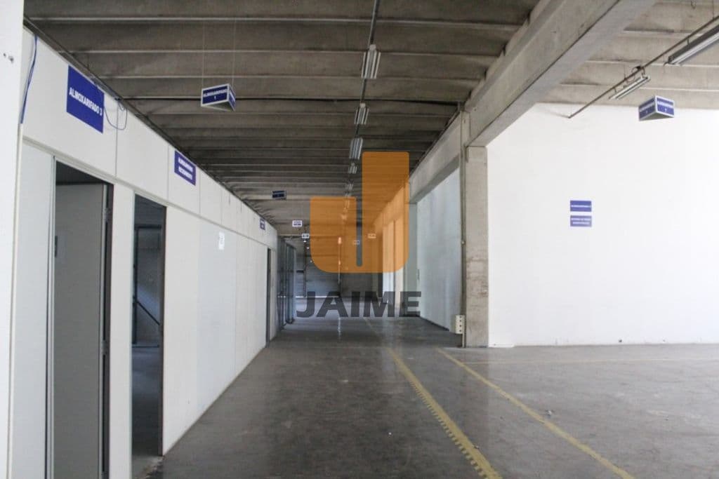 Comercial na AV Engenheiro Eusébio Stevaux — Jurubatuba, São Paulo - foto 2