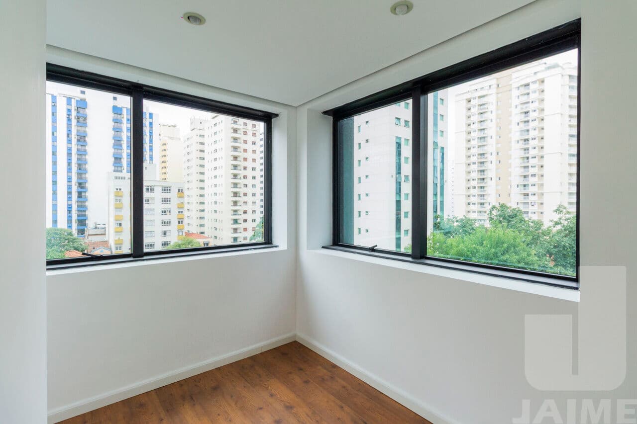 Comercial na R TEODORO SAMPAIO — Pinheiros, São Paulo - foto 4