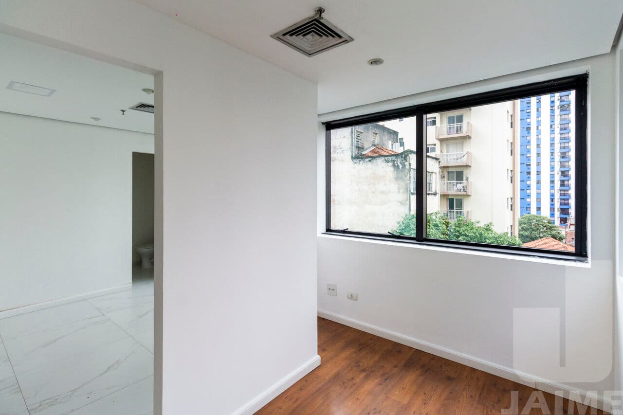 Comercial na R TEODORO SAMPAIO — Pinheiros, São Paulo - foto 5
