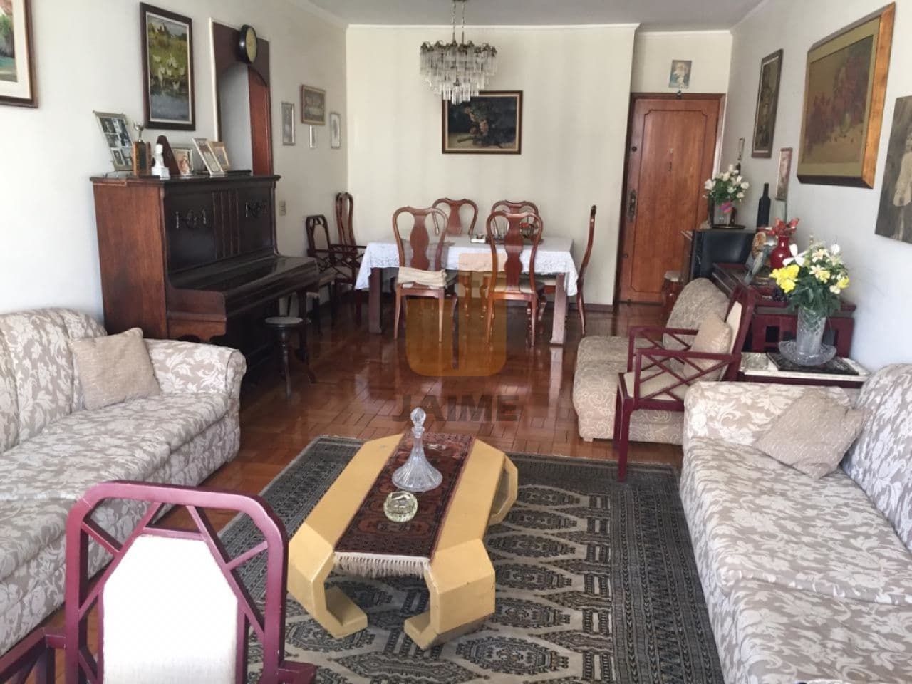 Apartamento de 3 dormitórios na AL BARROS — Higienópolis, São Paulo