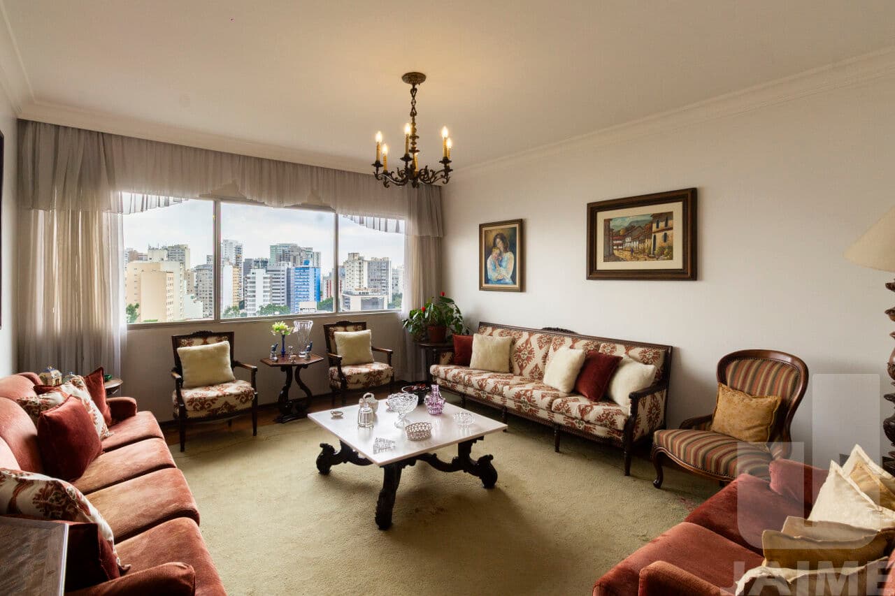 Apartamento de 3 dormitórios na R ITAMBÉ — Higienópolis, São Paulo