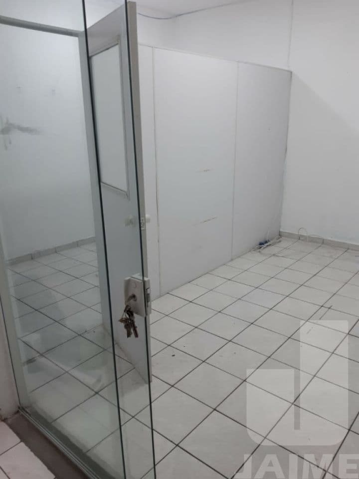 Comercial na R Martim Francisco — Santa Cecília, São Paulo