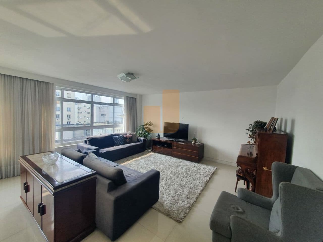 Apartamento de 3 dormitórios na R ITACOLOMI — Higienópolis, São Paulo - foto 4