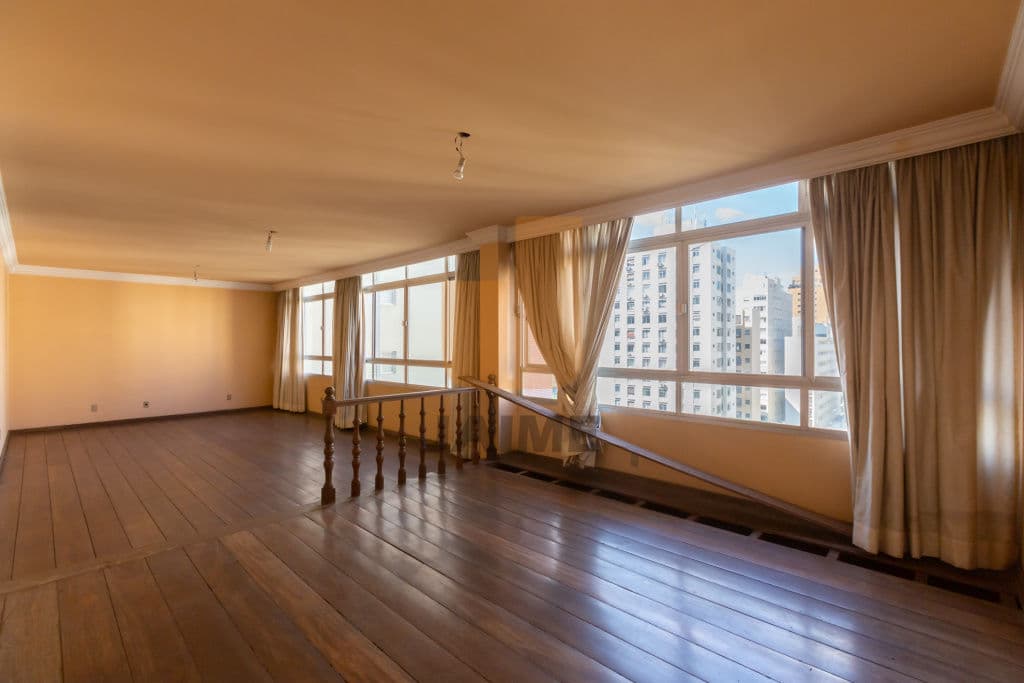 Apartamento de 4 dormitórios na R ITACOLOMI — Higienópolis, São Paulo - foto 3