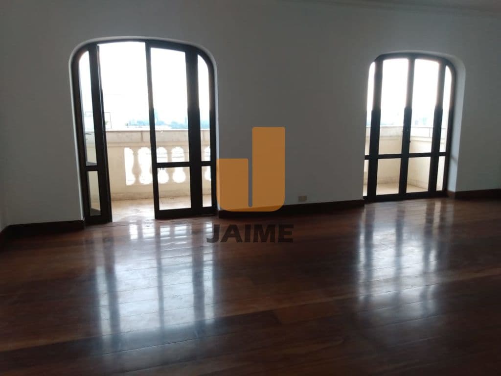 Apartamento em Cerqueira César