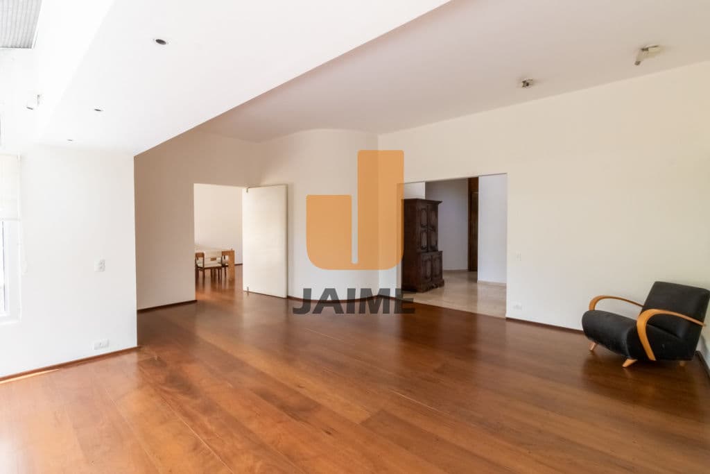 Casa de 4 dormitórios na R Capitão Garcindo — Pacaembu, São Paulo - foto 3
