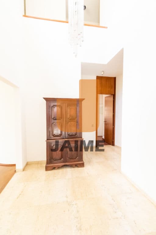 Casa de 4 dormitórios na R Capitão Garcindo — Pacaembu, São Paulo - foto 5