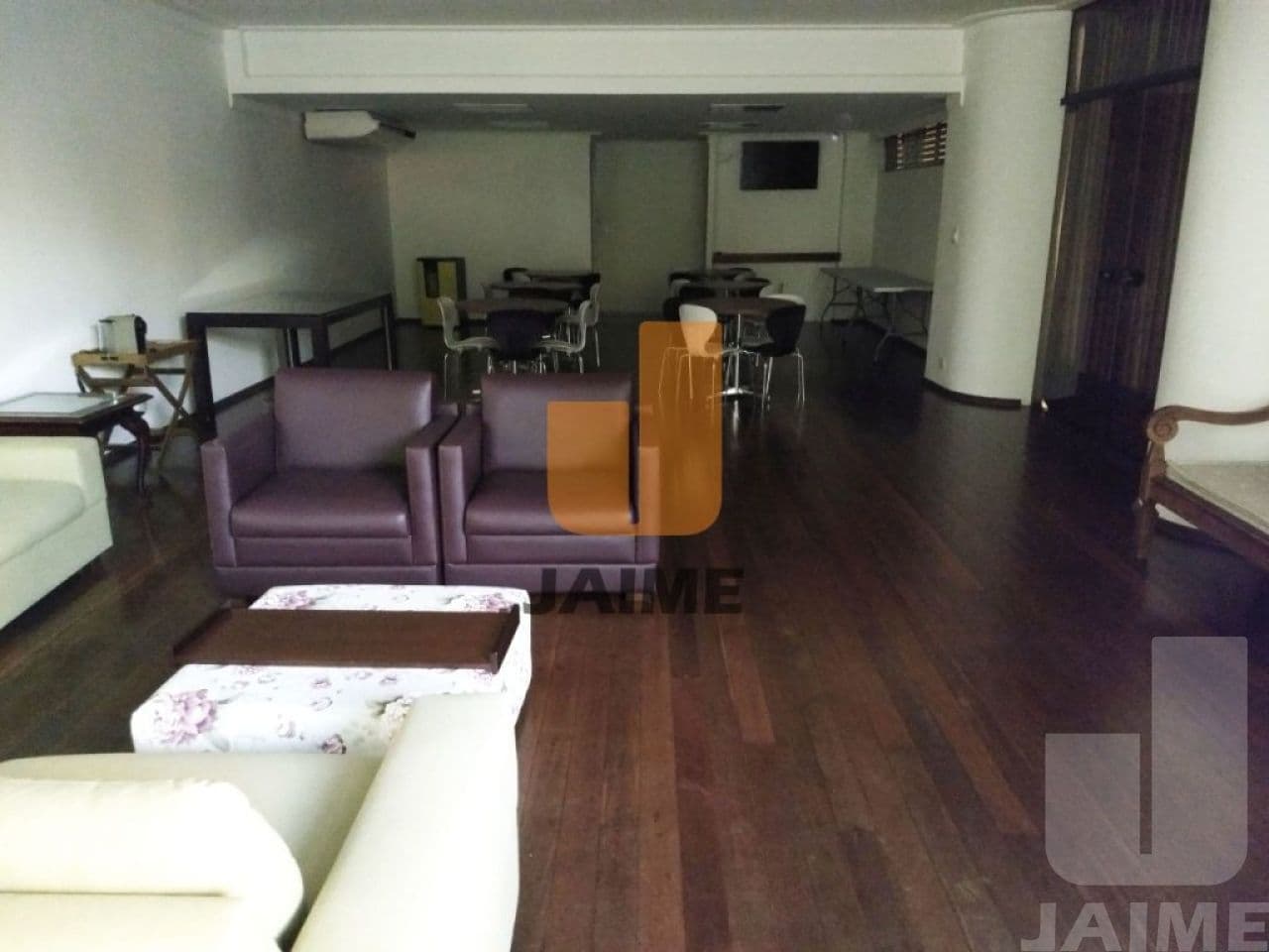Apartamento de 3 dormitórios na R Professor João Arruda — Perdizes, São Paulo