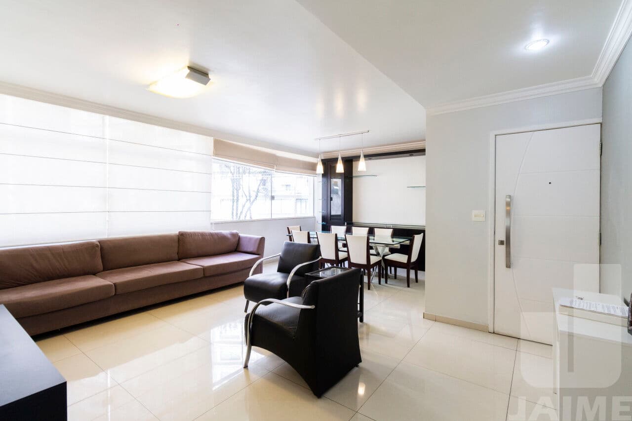 Apartamento de 3 dormitórios na R CONSELHEIRO BROTERO — Higienópolis, São Paulo