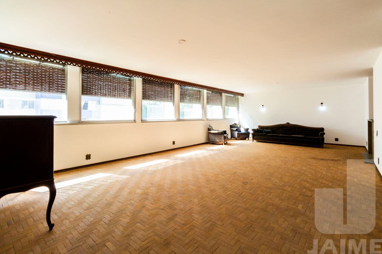 Apartamento de 4 dormitórios na R ITACOLOMI — Higienópolis, São Paulo