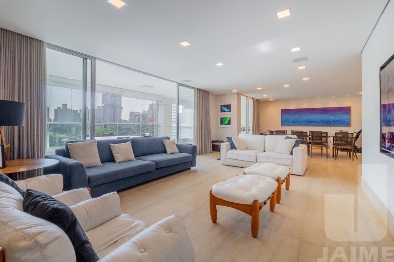Apartamento de 4 dormitórios na R DOS CAETÉS — Perdizes, São Paulo