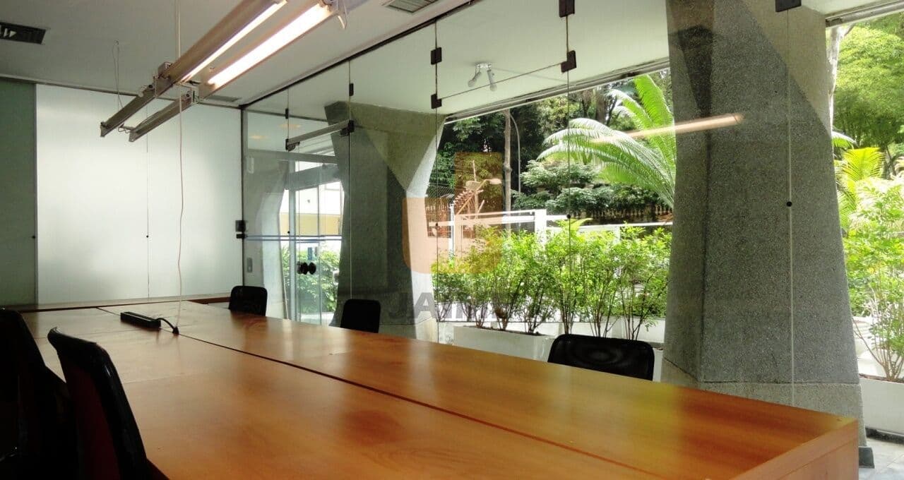 Comercial em Santa Cecília
