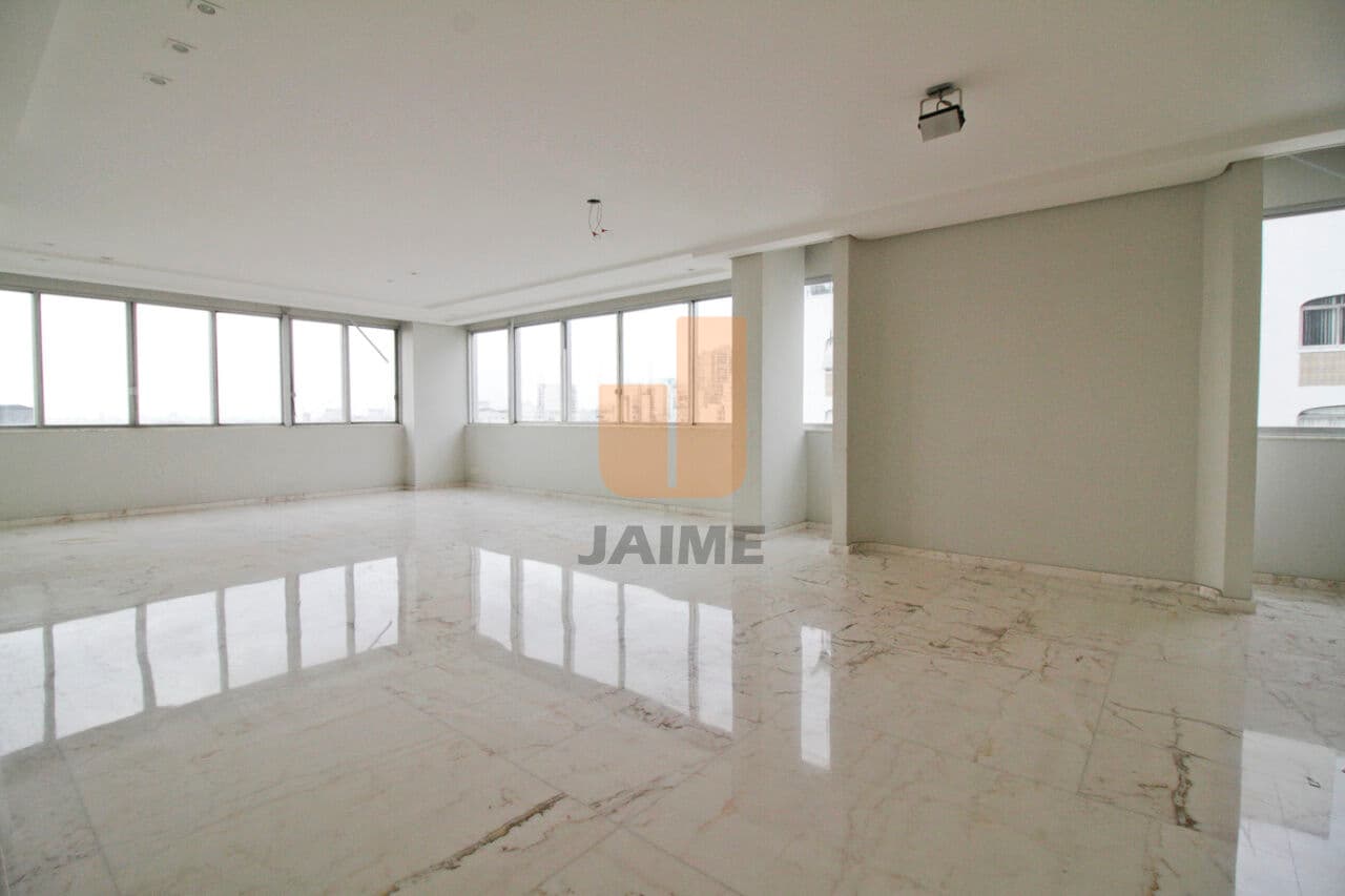 Apartamento em Morro dos Ingleses