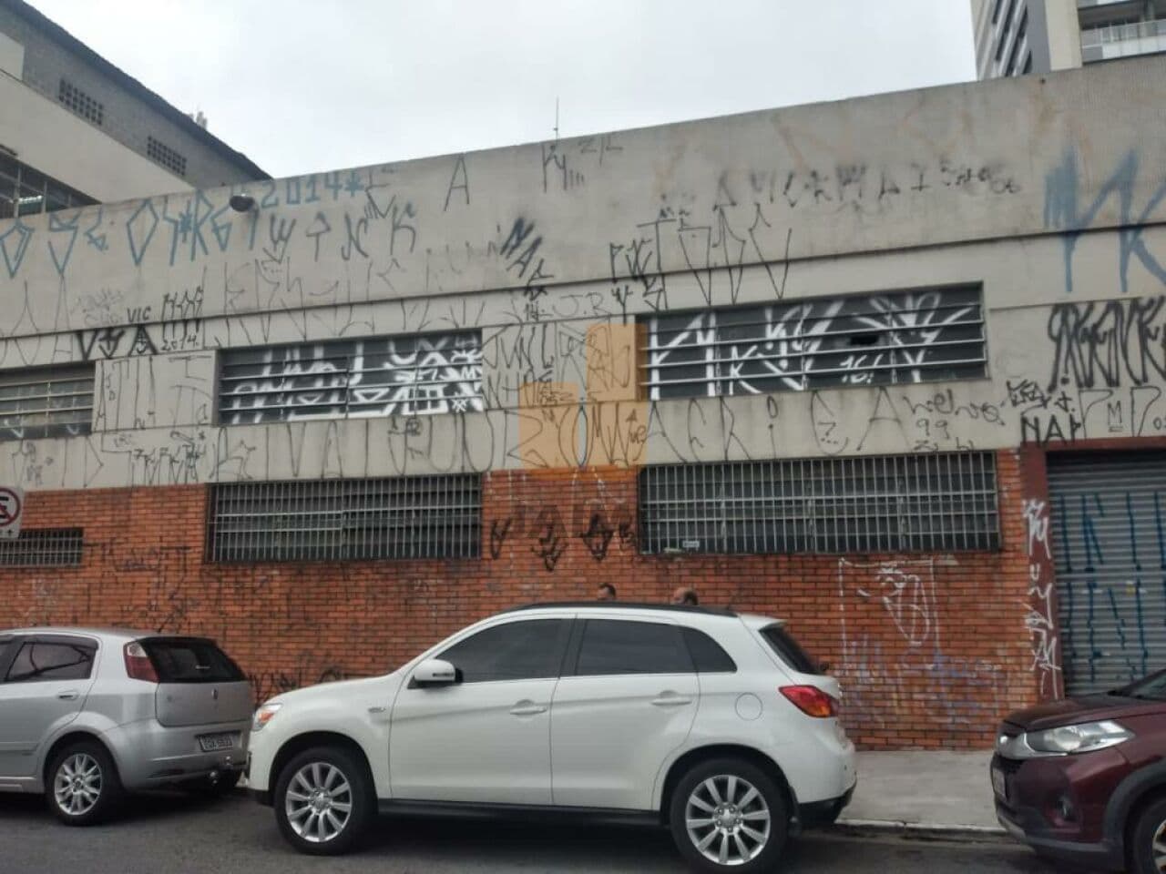 Comercial na R Quirino dos Santos — Várzea da Barra Funda, São Paulo - foto 2