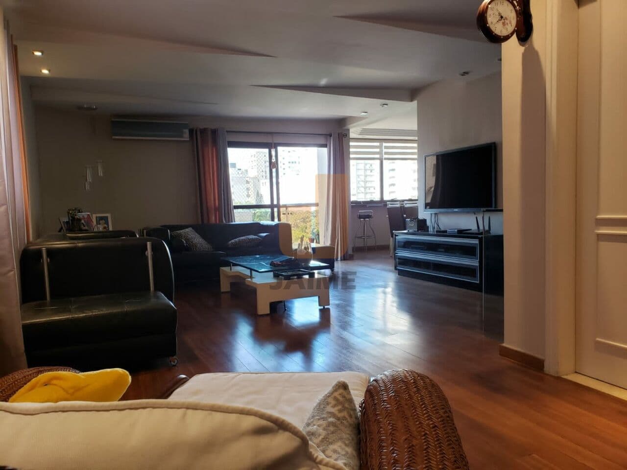 Apartamento de 3 dormitórios na R DOUTOR ALBUQUERQUE LINS — Higienópolis, São Paulo