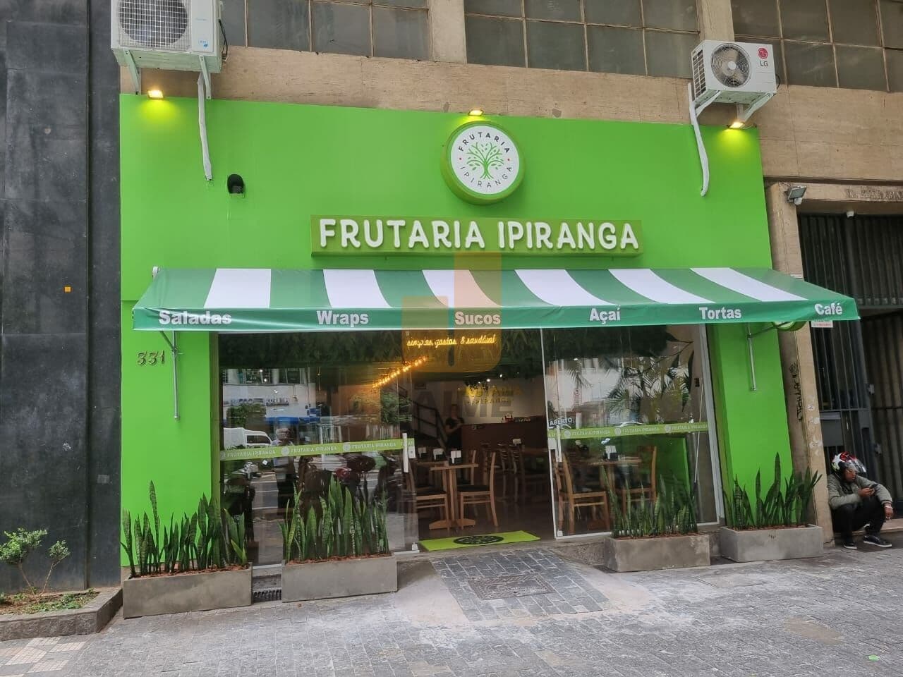 Comercial na AV Ipiranga — República, São Paulo - foto 2