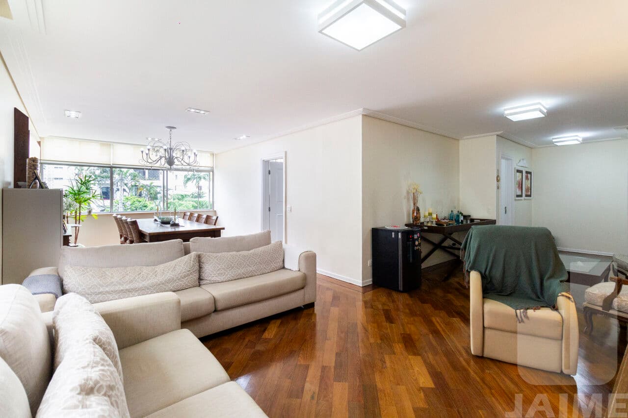 Apartamento de 3 dormitórios na R DOUTOR VEIGA FILHO — Higienópolis, São Paulo