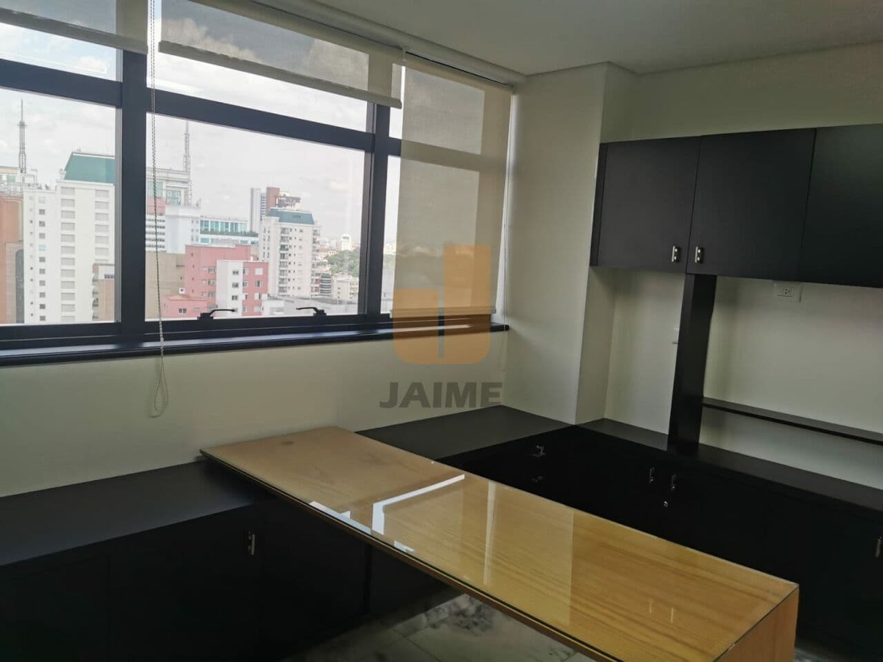 Comercial na R MATO GROSSO — Higienópolis, São Paulo