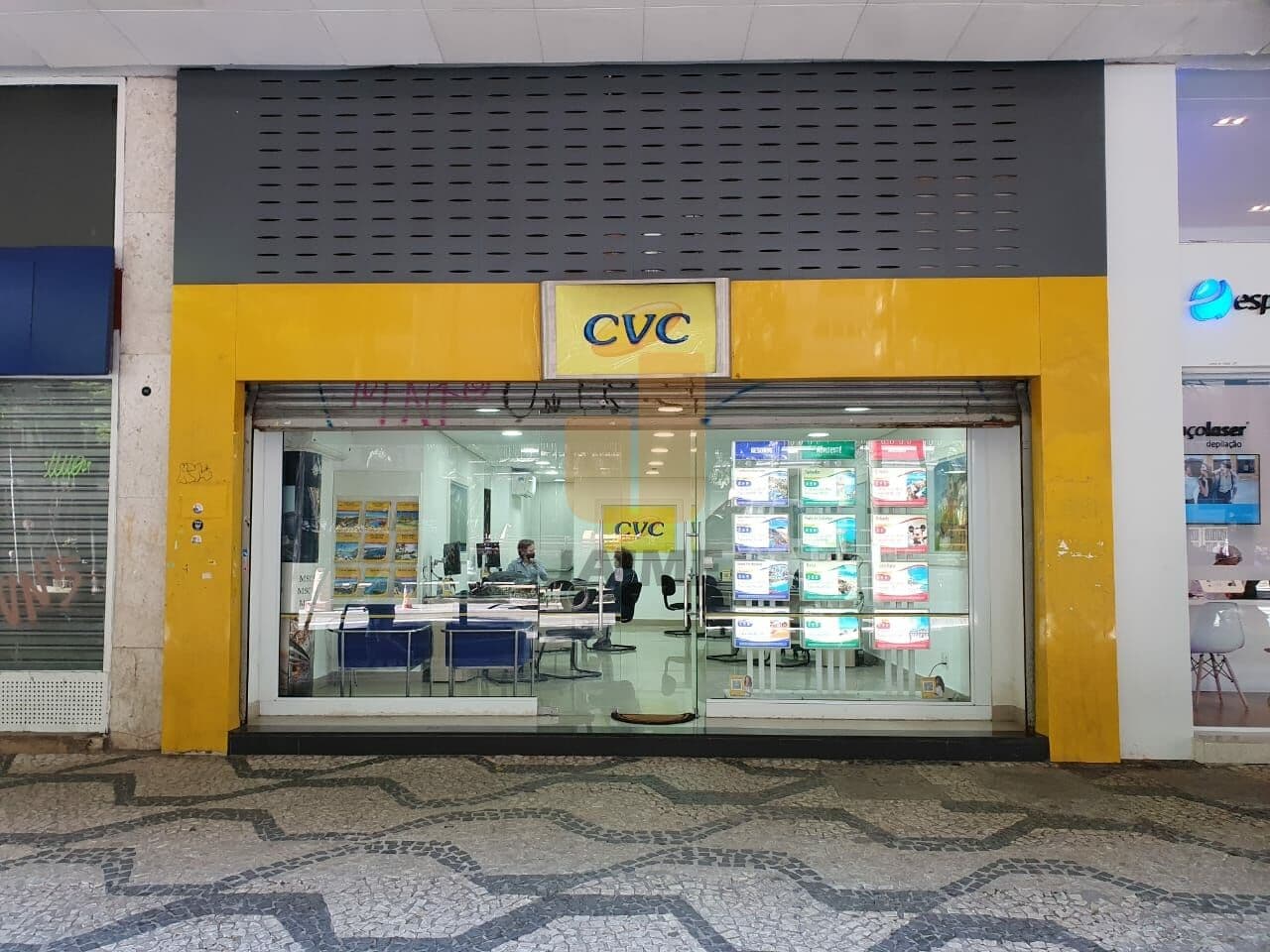 Comercial na AV Ipiranga — República, São Paulo