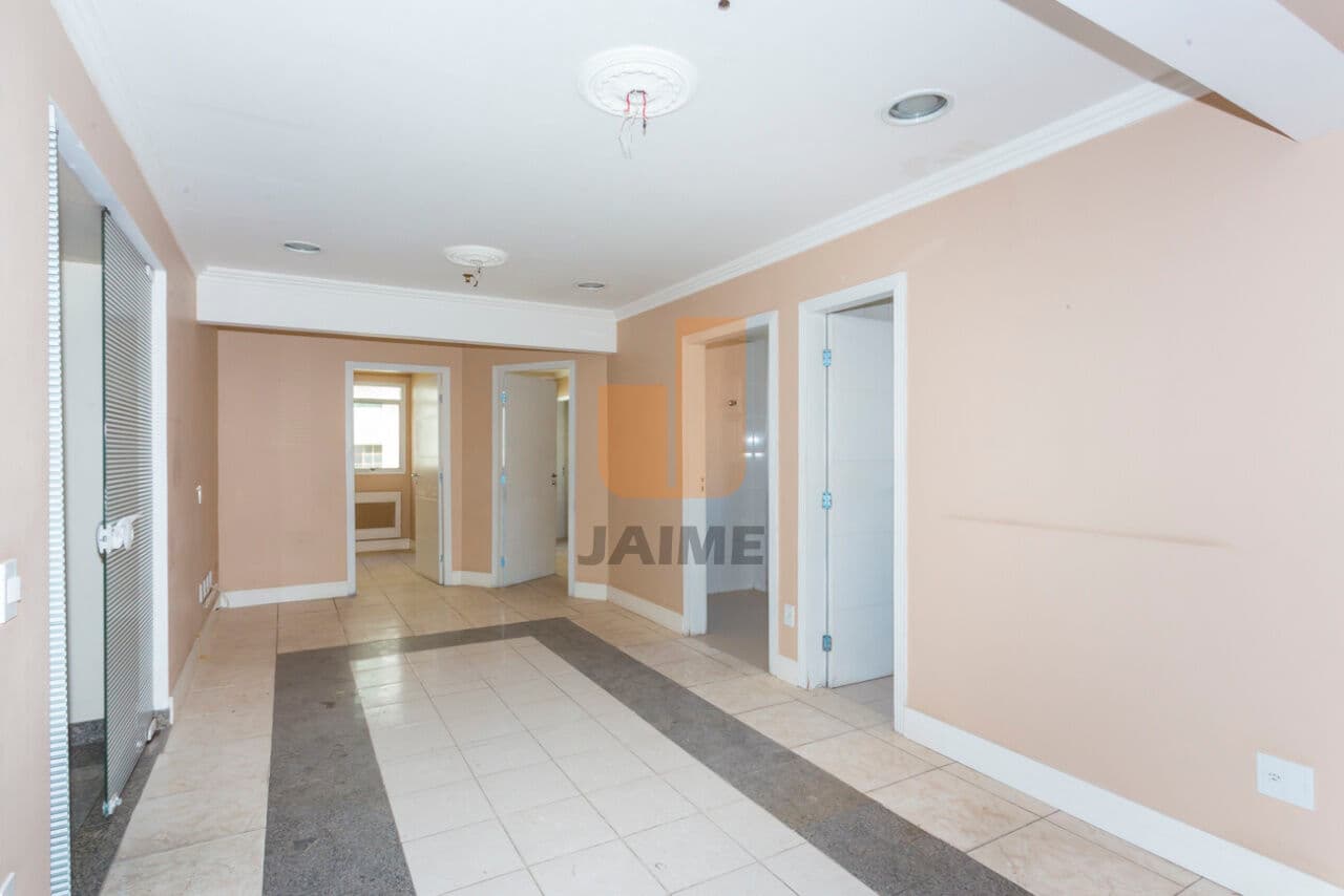 Comercial em Santa Cecília