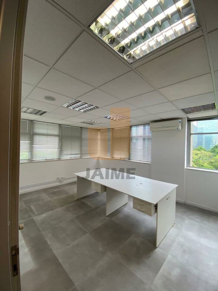 Comercial na AL Santos — Cerqueira César, São Paulo - foto 2