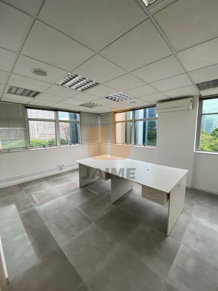 Comercial em Cerqueira César