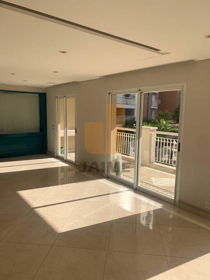 Apartamento em Alto da Lapa