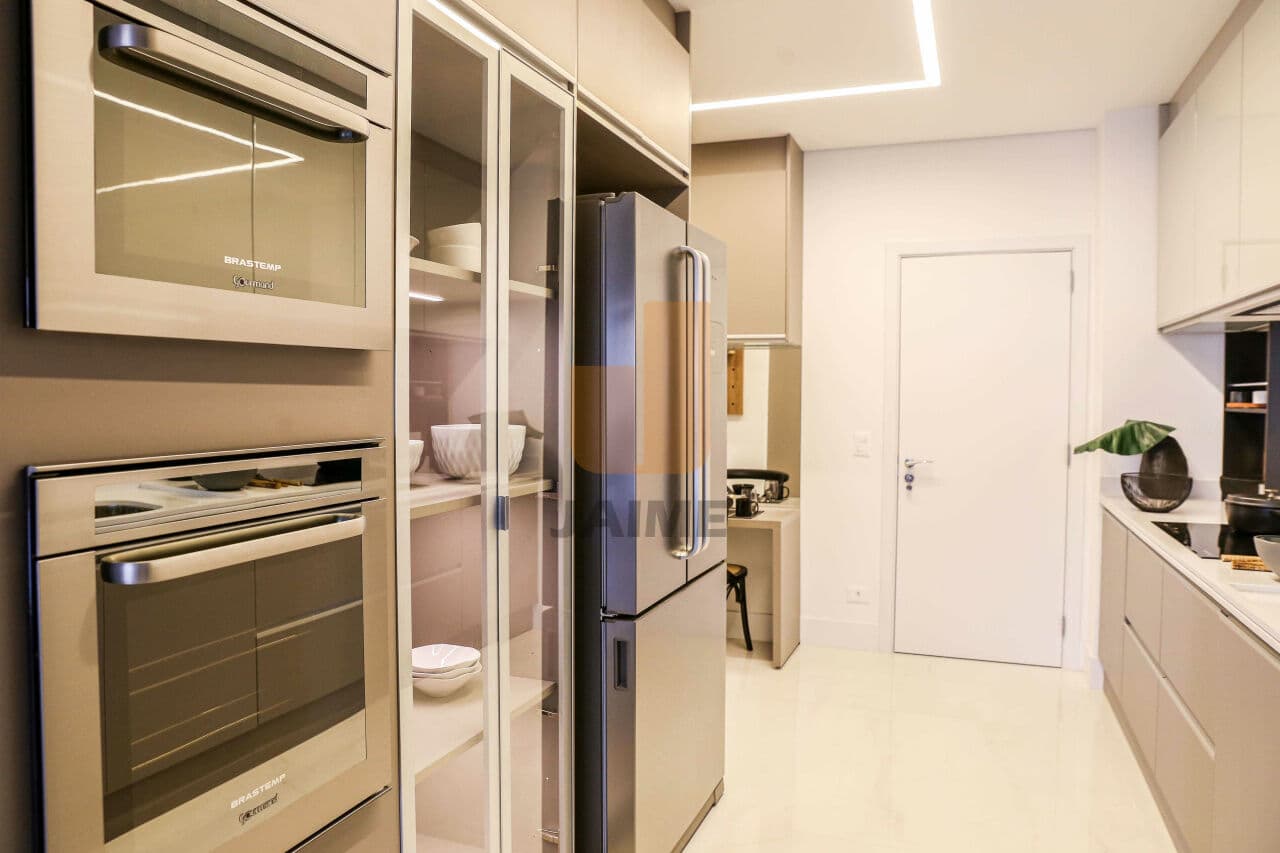 Apartamento de 4 dormitórios na R Ulysses Reis de Mattos — Cidade Jardim, São Paulo - foto 2