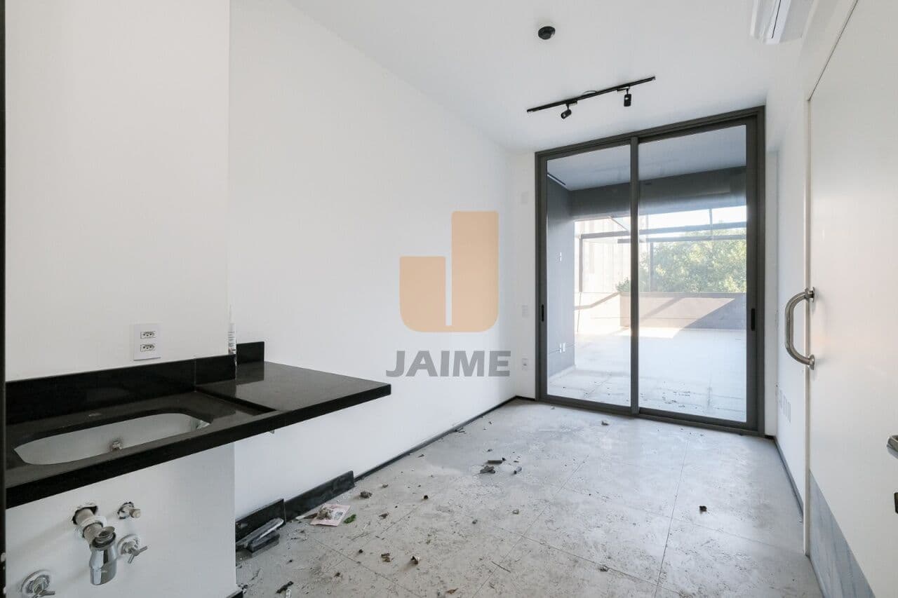 Apartamento de 1 dormitório na R Turiassu — Perdizes, São Paulo