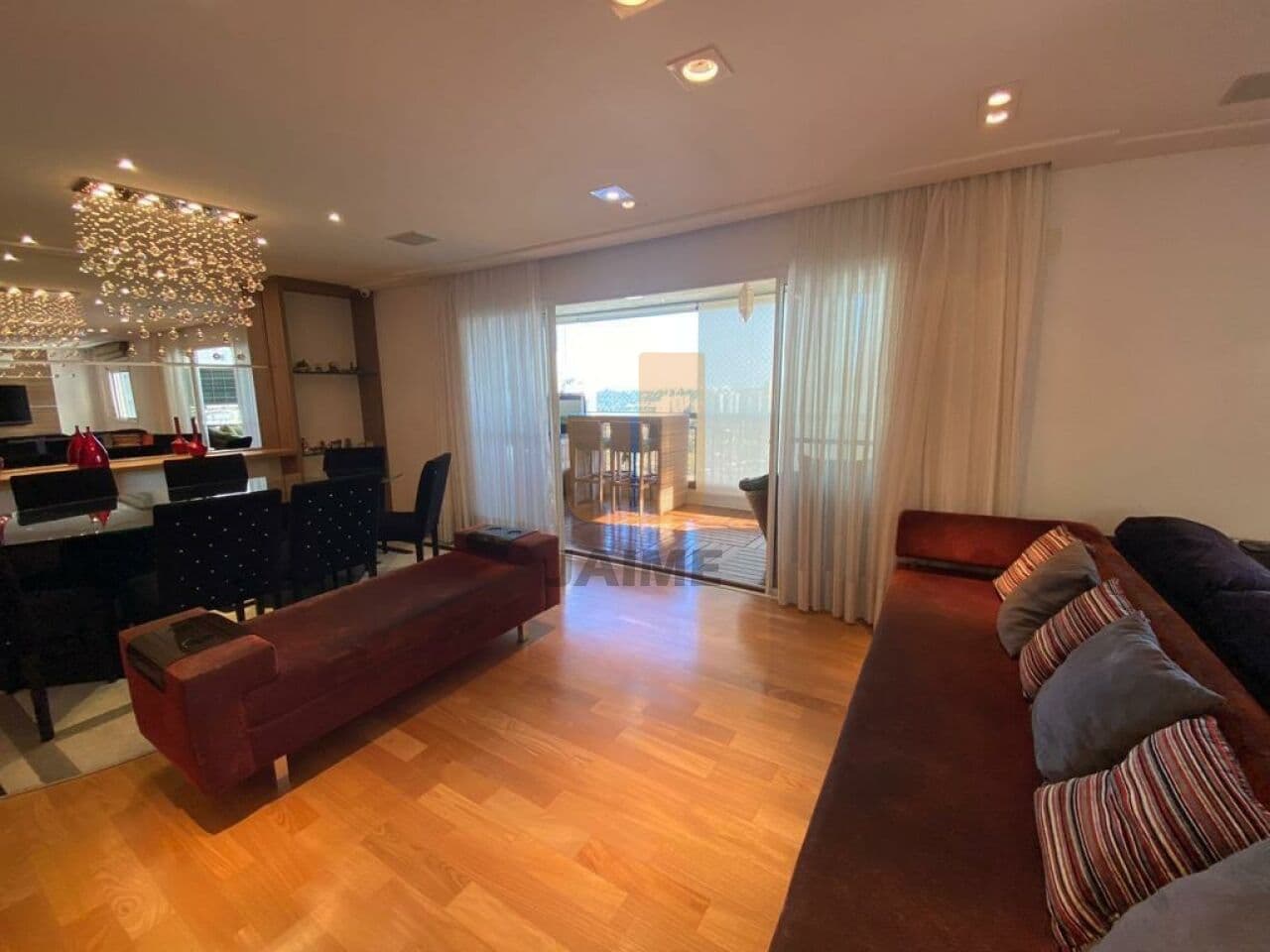 Apartamento em Alto de Pinheiros