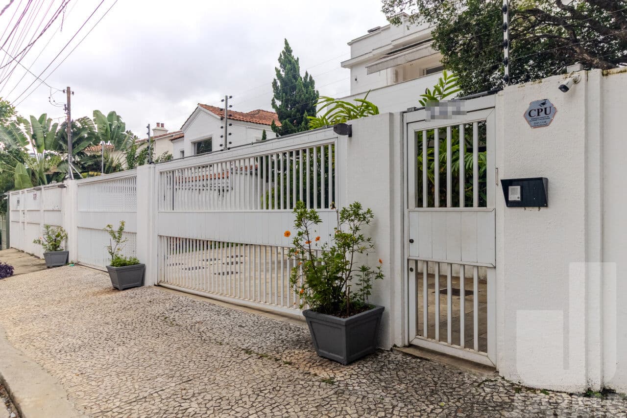 Casa de 4 dormitórios na R CEARÁ — Higienópolis, São Paulo - foto 2