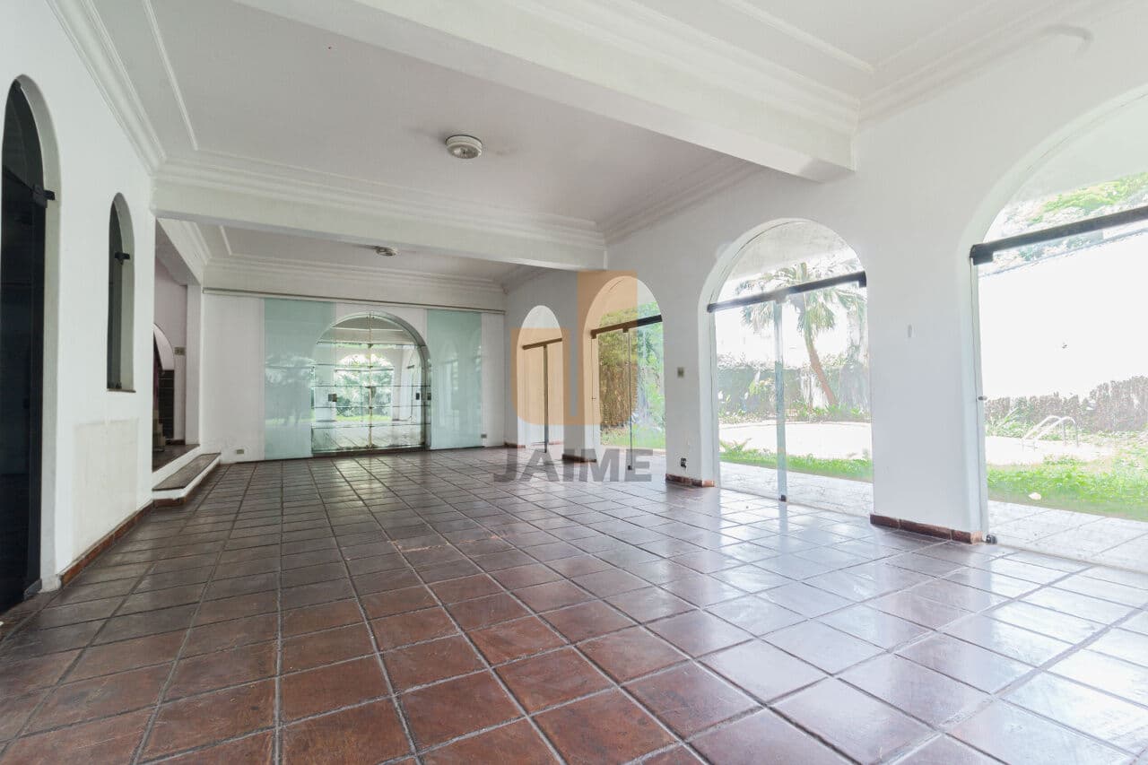 Casa de 3 dormitórios na R Heitor de Morais — Pacaembu, São Paulo - foto 5