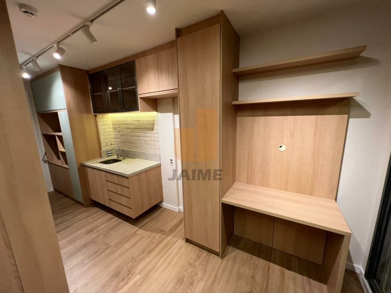 Apartamento de 1 dormitório na R Galeno de Almeida — Pinheiros, São Paulo
