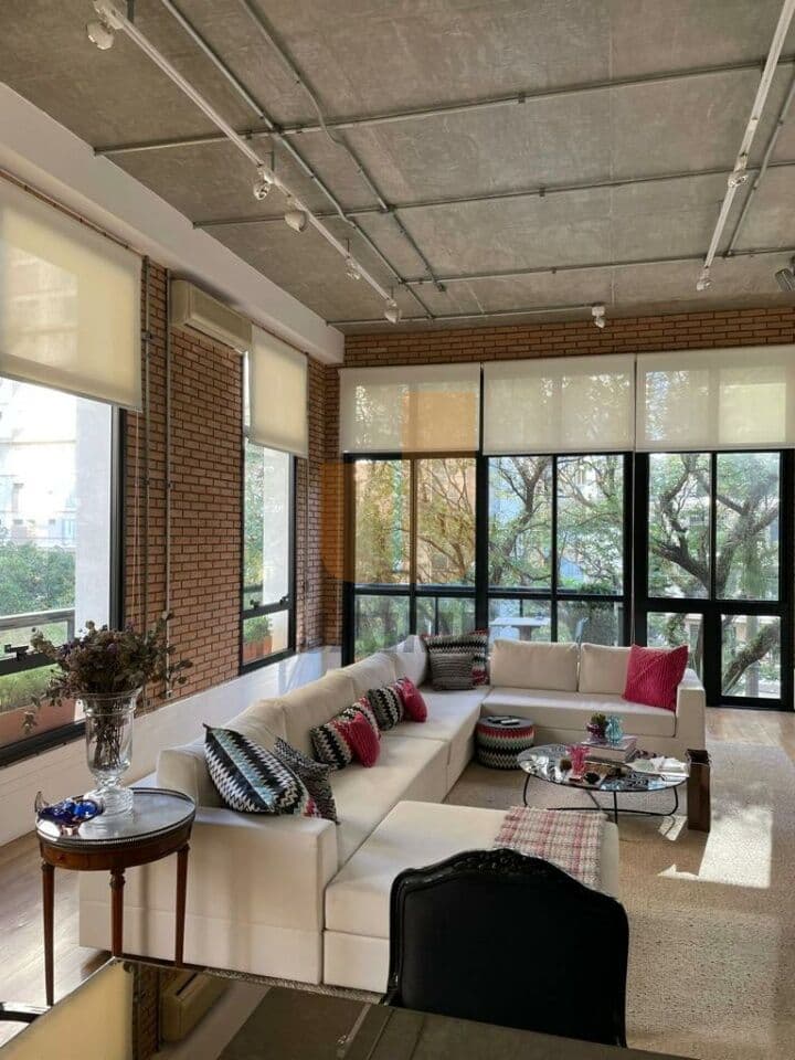 Apartamento de 1 dormitório na R Pedroso Alvarenga — Itaim Bibi, São Paulo