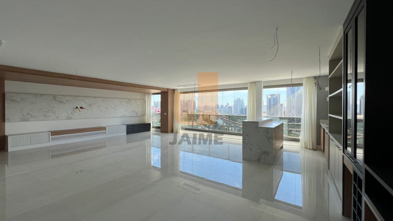 Apartamento de 3 dormitórios na AV Duquesa de Goiás — Real Parque, São Paulo - foto 2