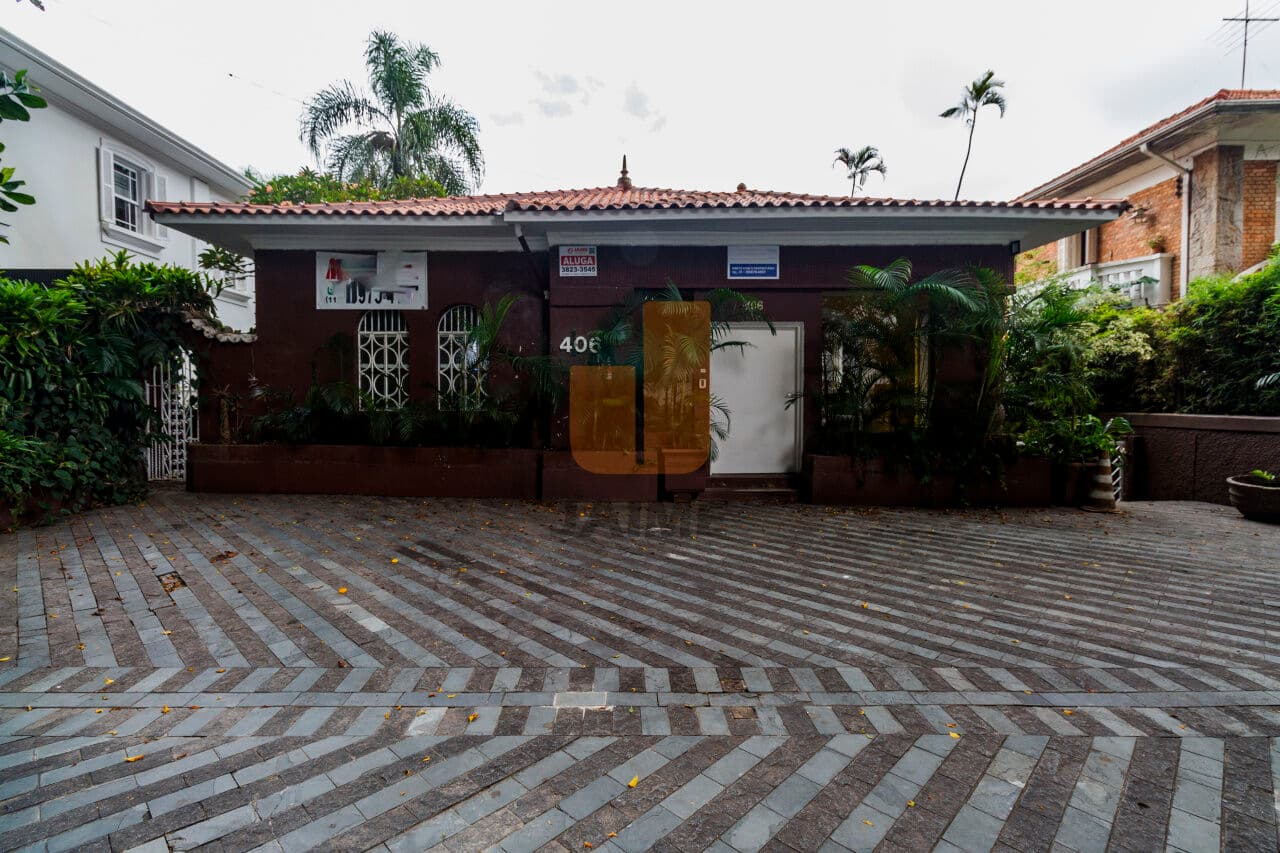 Comercial em Pacaembu