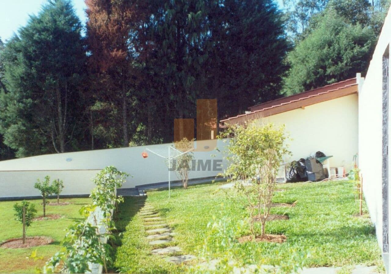 Casa de 4 dormitórios na R Das Camélias — Arujá, São Paulo - foto 5