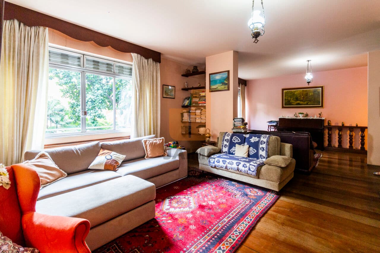 Apartamento de 4 dormitórios na R SABARÁ — Higienópolis, São Paulo