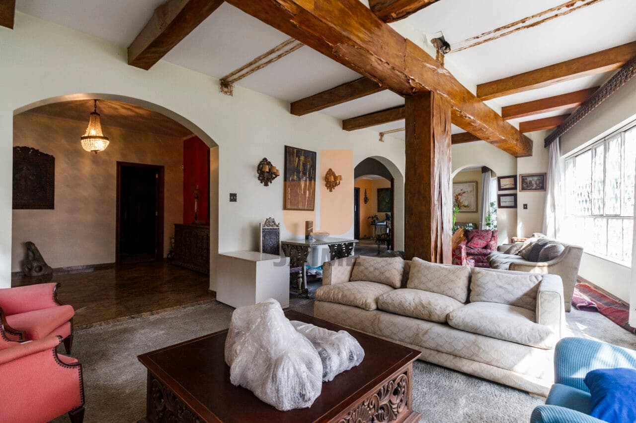 Casa de 4 dormitórios na R Itaguaba — Higienópolis, São Paulo - foto 2