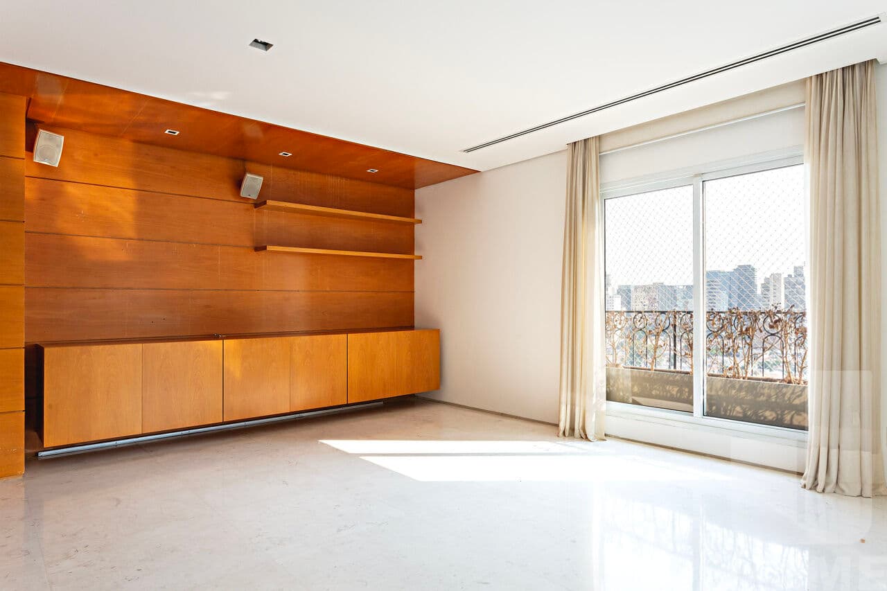 Apartamento de 2 dormitórios na R Doutor Eduardo de Souza Aranha — Vila Nova Conceição, São Paulo - foto 5