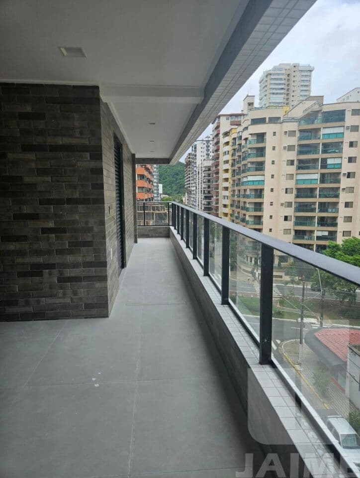 Apartamento de 3 dormitórios na AV Costa Machado — Canto do Forte, São Paulo