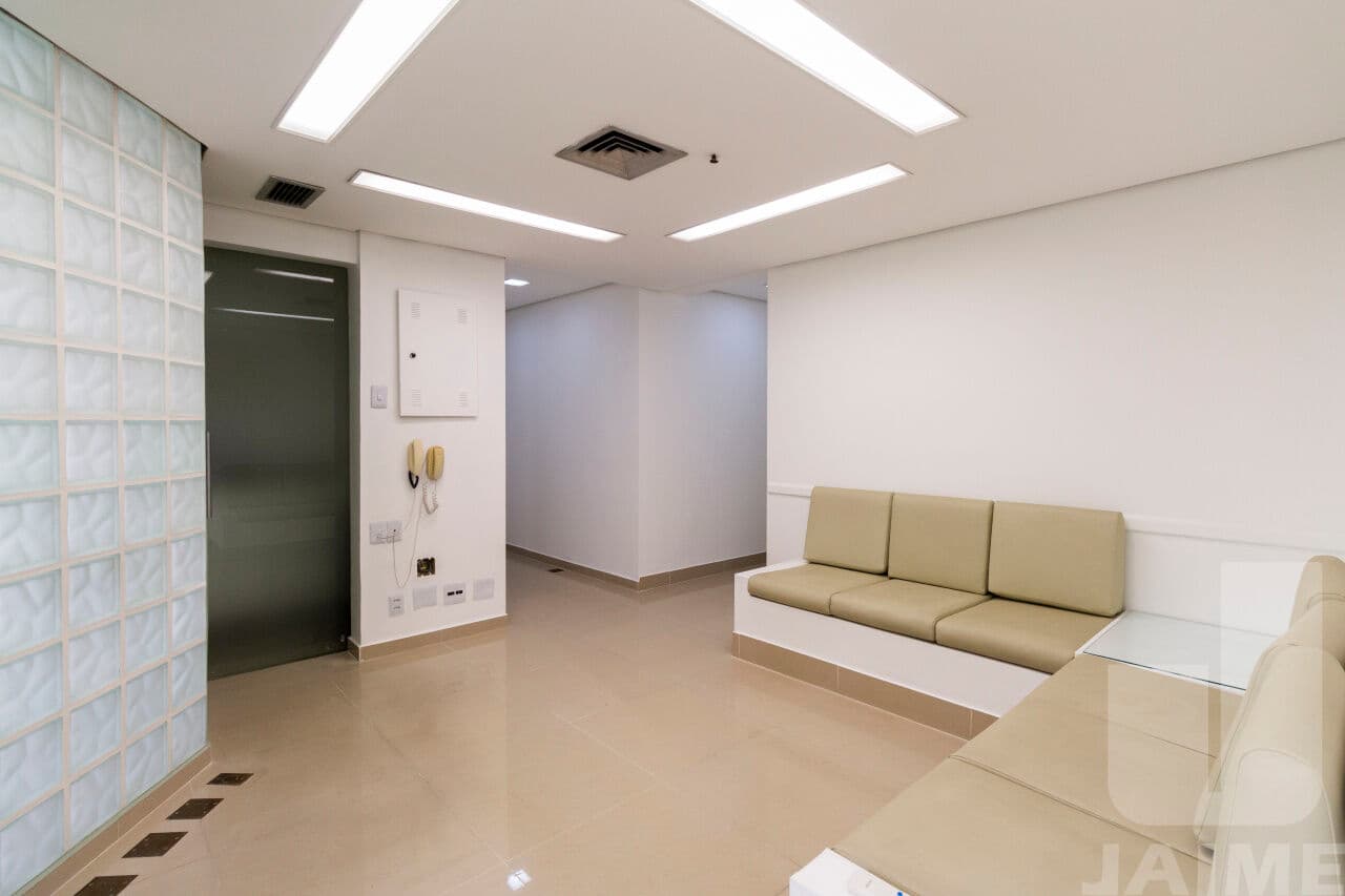 Comercial na R Conselheiro Brotero — Higienópolis, São Paulo - foto 2