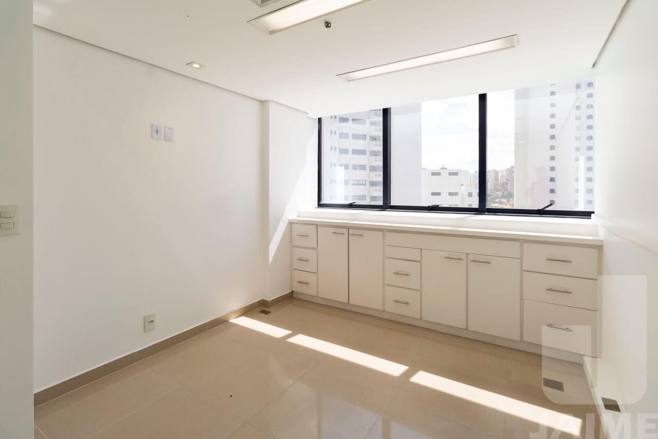Comercial na R Conselheiro Brotero — Higienópolis, São Paulo - foto 5